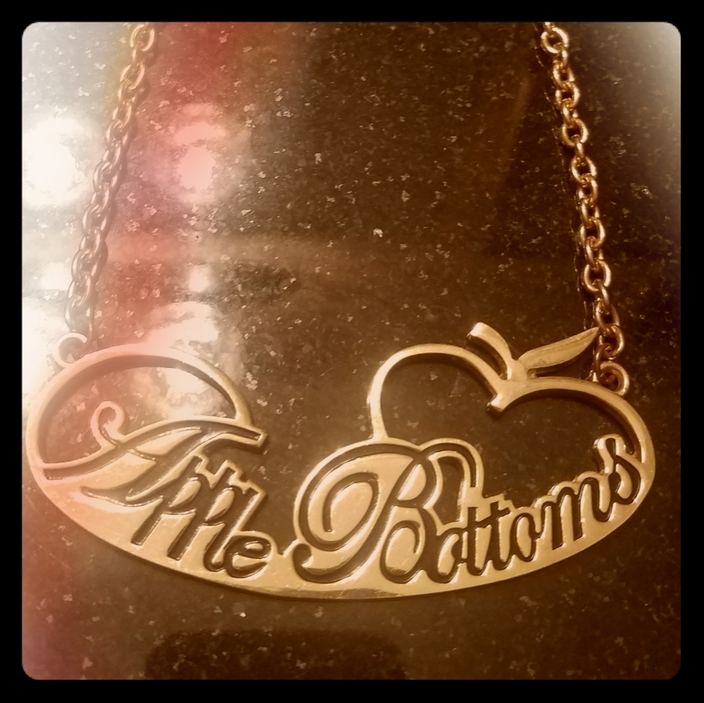 Apple Bottoms Necklace